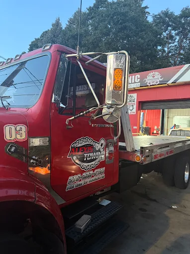 Alexis Towing service photo